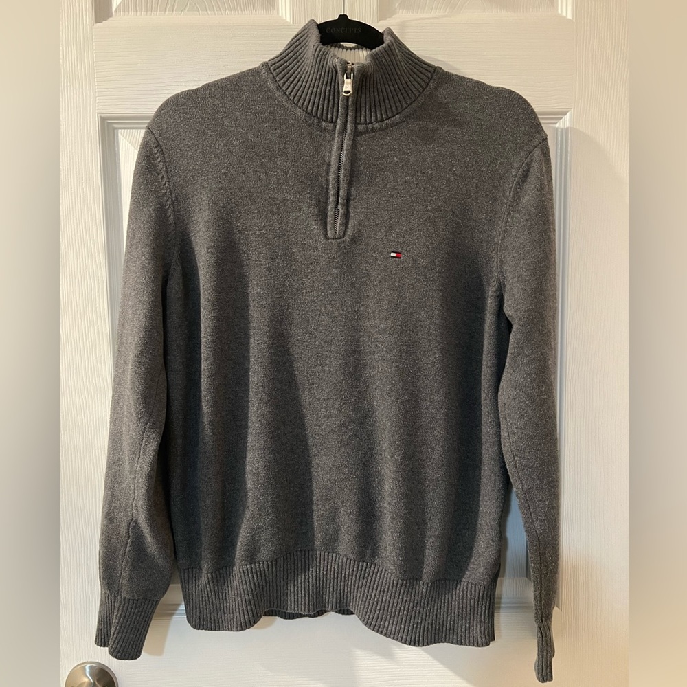 Tommy Hilfiger sweater